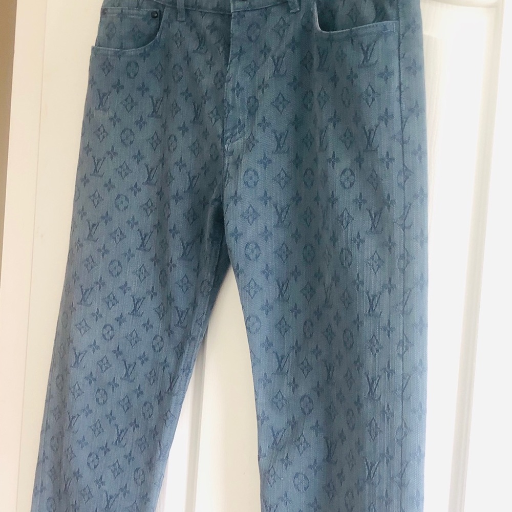 Louis Vuitton Monogram Denim jeans - Picture 7 of 15